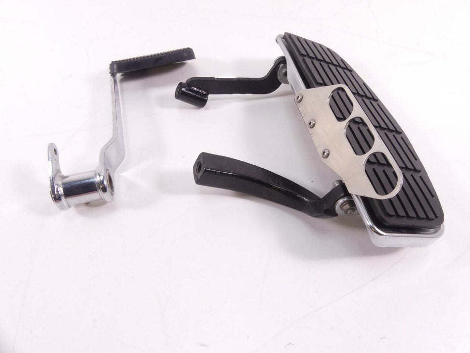 2001 Harley Touring FLHTCUI Electra Glide Right Floor Board Brake Pedal 50621-79 {{ shop.shopifyCountryName }} - Mototech271