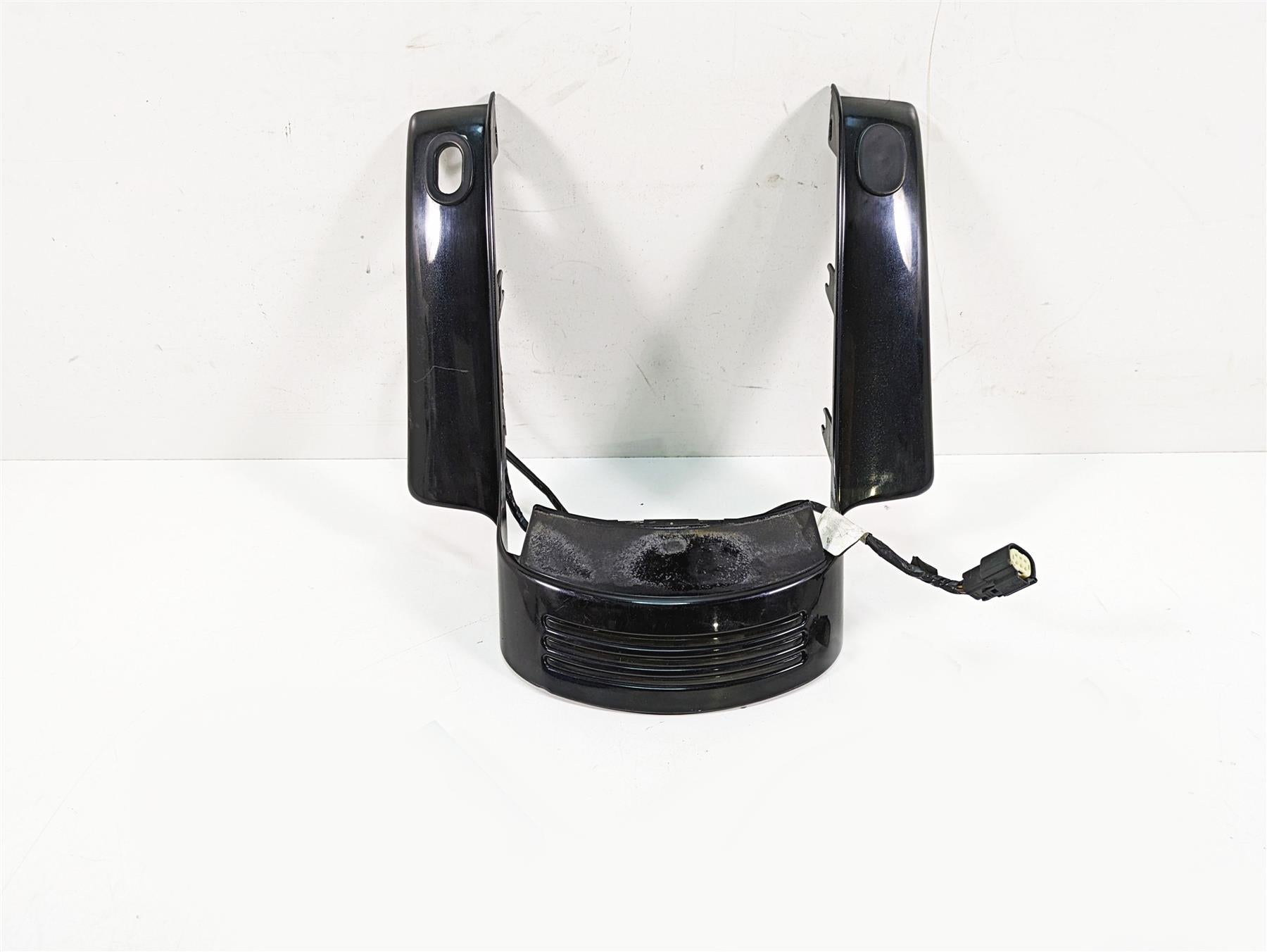2013 Harley Touring FLHX Street Glide Rear Fascia Fender Wing Fairing 59739-09 {{ shop.shopifyCountryName }} - Mototech271