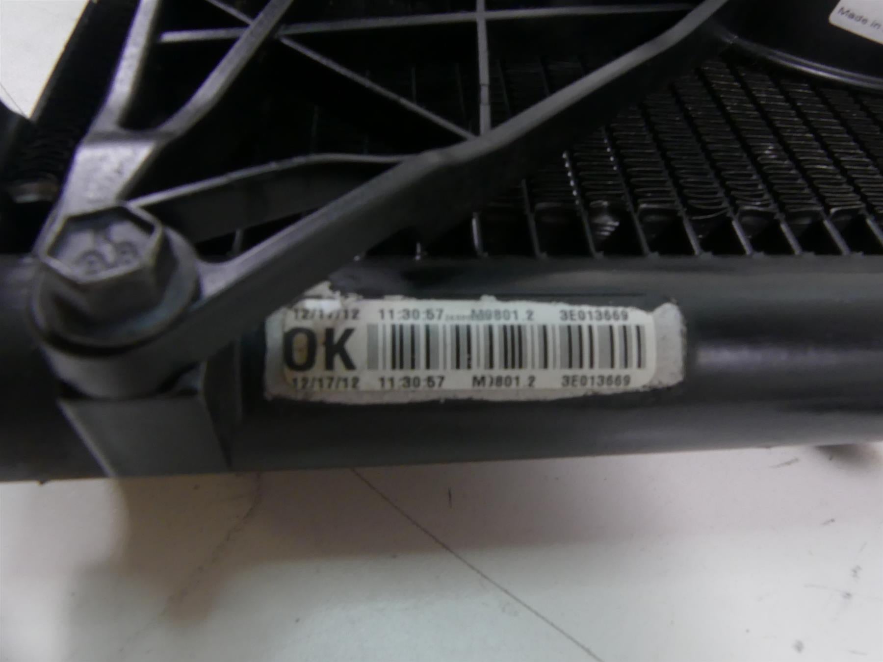 2013 Harley Davidson VRSCF Muscle Radiator Fans Reservoir Hoses - Read 26722-04 {{ shop.shopifyCountryName }} - Mototech271