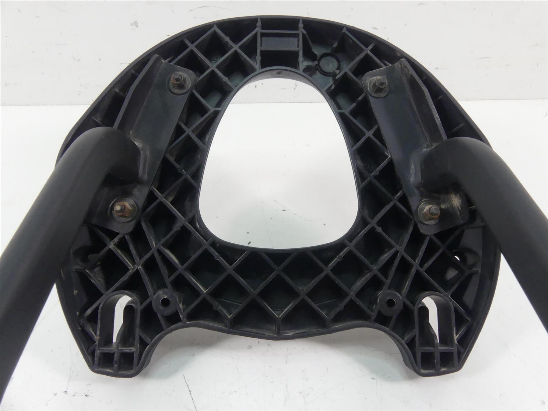 2008 Yamaha FZ1 Fazer Rear Givi Luggage Rack Tour Pak Top Case Mount MN/C2EN {{ shop.shopifyCountryName }} - Mototech271