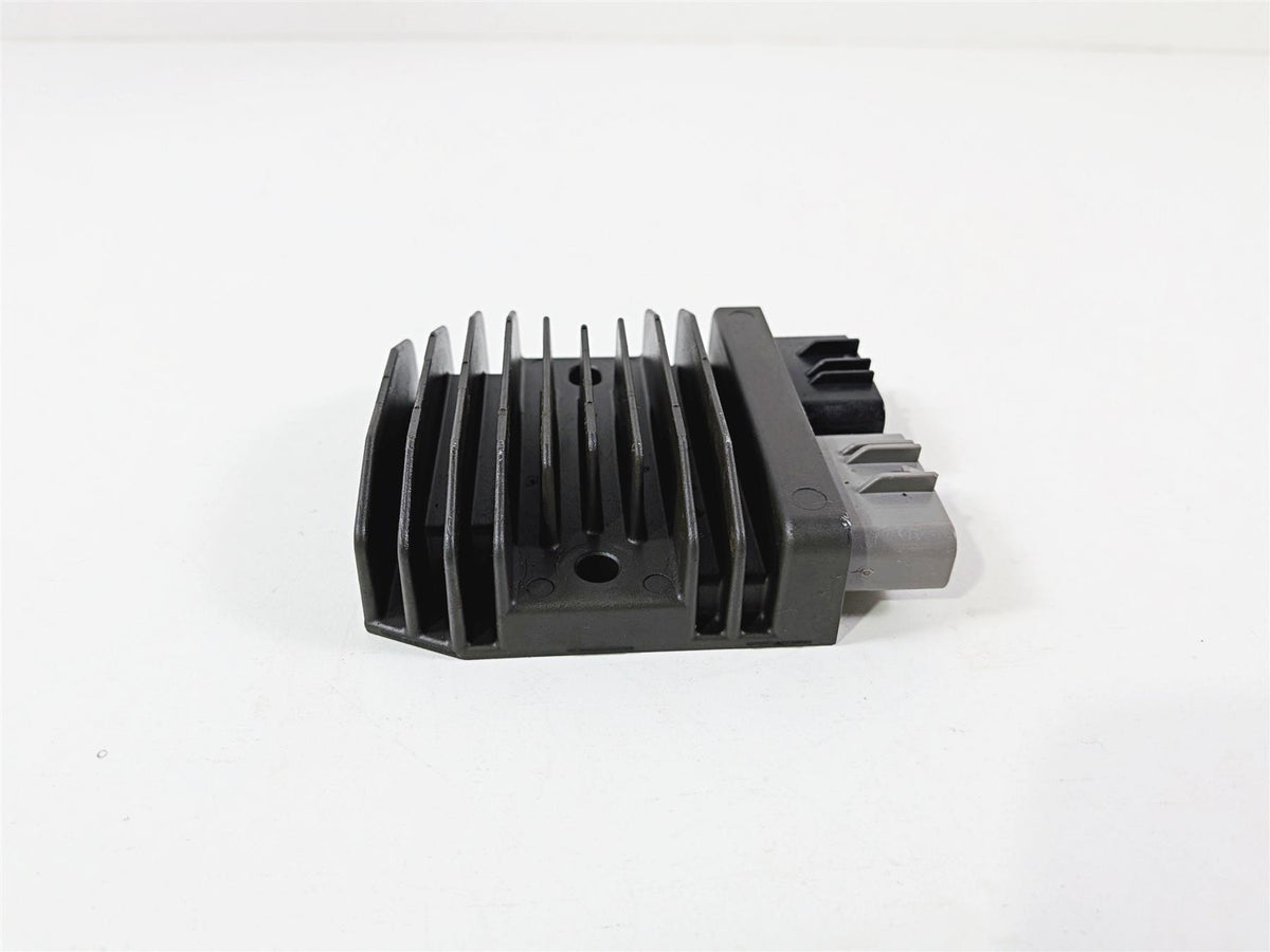 2023 BMW F850GS K81 Rectifier Voltage Regulator FH027AB 12319467618 {{ shop.shopifyCountryName }} - Mototech271