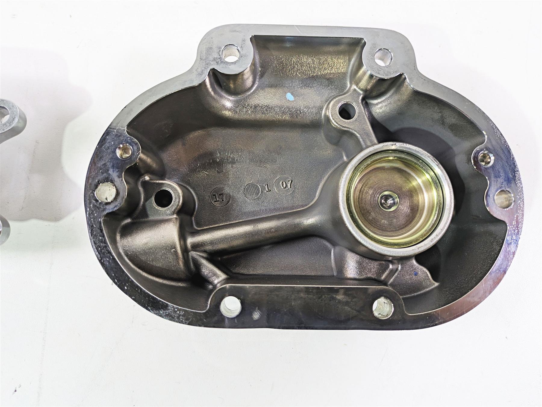 2007 Harley Touring FLHRSE CVO Road King Transmission Chrome Cover Set 34469-06B {{ shop.shopifyCountryName }} - Mototech271