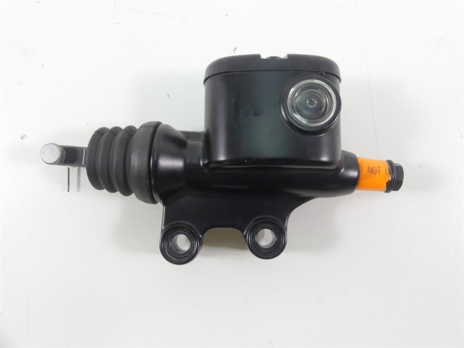 2016 Harley Touring FLHTP Electra Glide Rear Brake Master Cylinder 41700028A {{ shop.shopifyCountryName }} - Mototech271