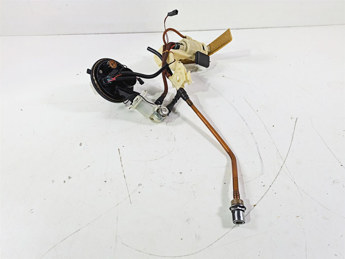2008 Harley Touring FLHTP Electra Glide Fuel Gas Petrol Pump - Tested 75069-08D {{ shop.shopifyCountryName }} - Mototech271