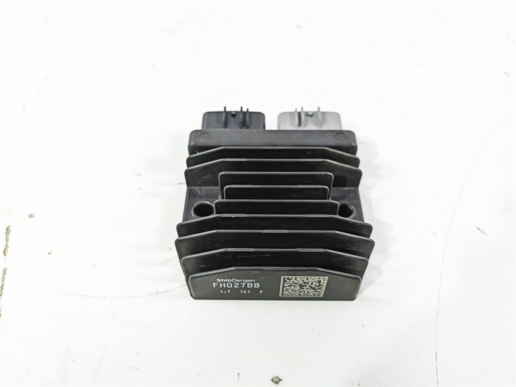 2022 KTM 1290 Super Adventure S Rectifier Voltage Regulator 61911034000 FH027BB {{ shop.shopifyCountryName }} - Mototech271