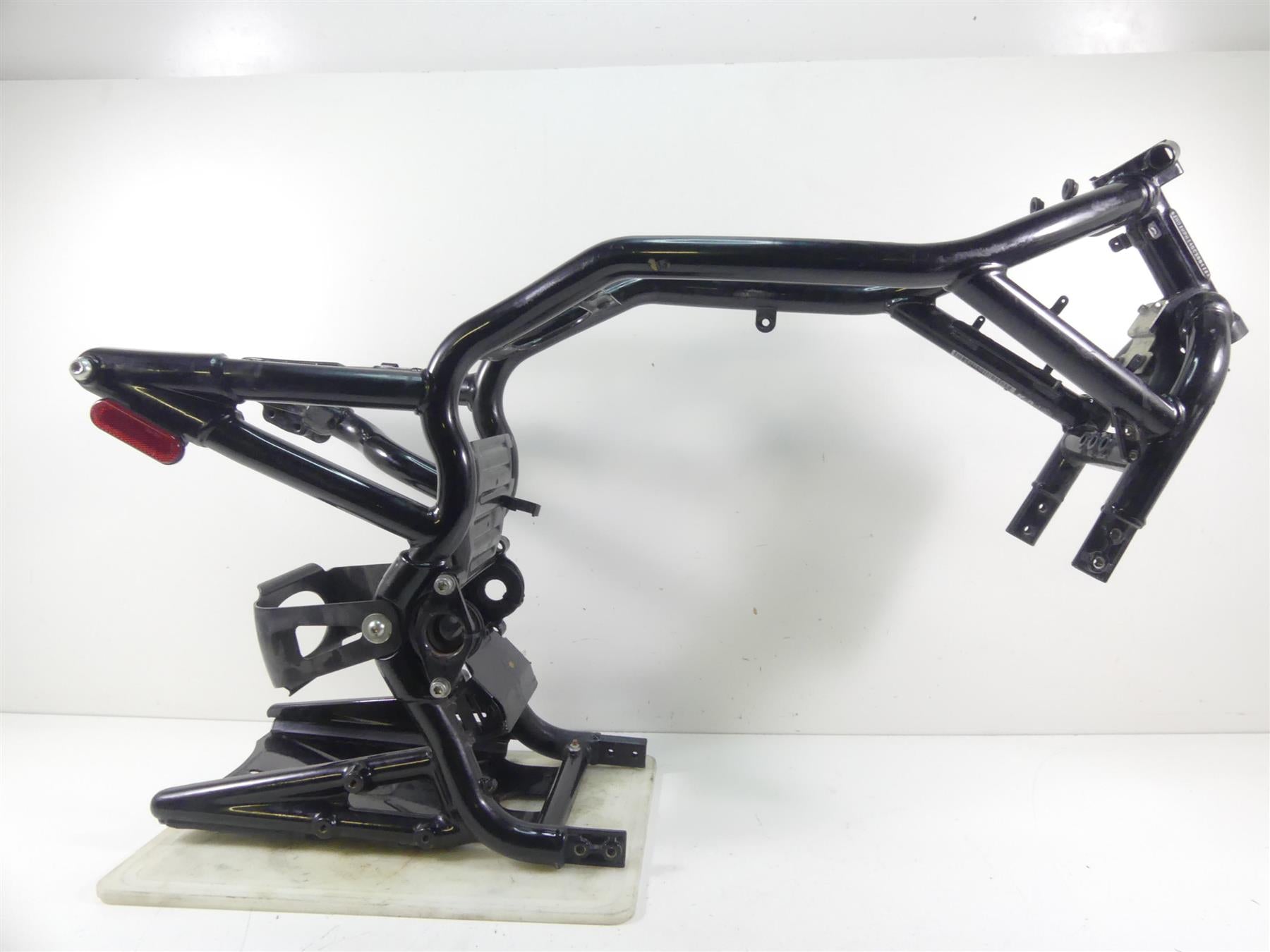 2011 Harley VRSCF Muscle Rod Straight Main Frame Chassis With Clean Virginia Title - 47764-08 {{ shop.shopifyCountryName }} - Mototech271