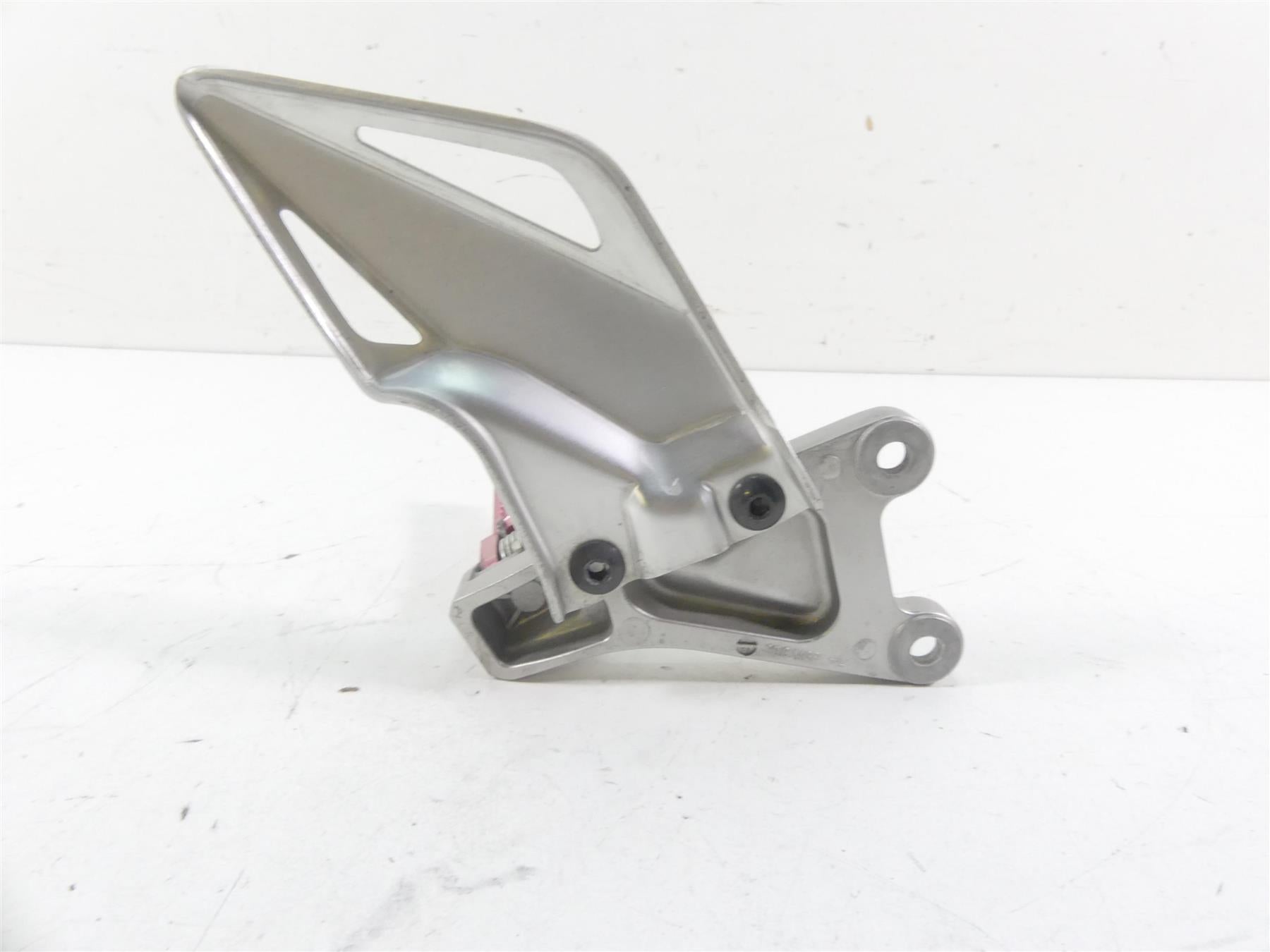 2015 Honda CBR1000 RR SC59 Left Right Front Footpeg Foot Peg 50700-MGP-D60 {{ shop.shopifyCountryName }} - Mototech271
