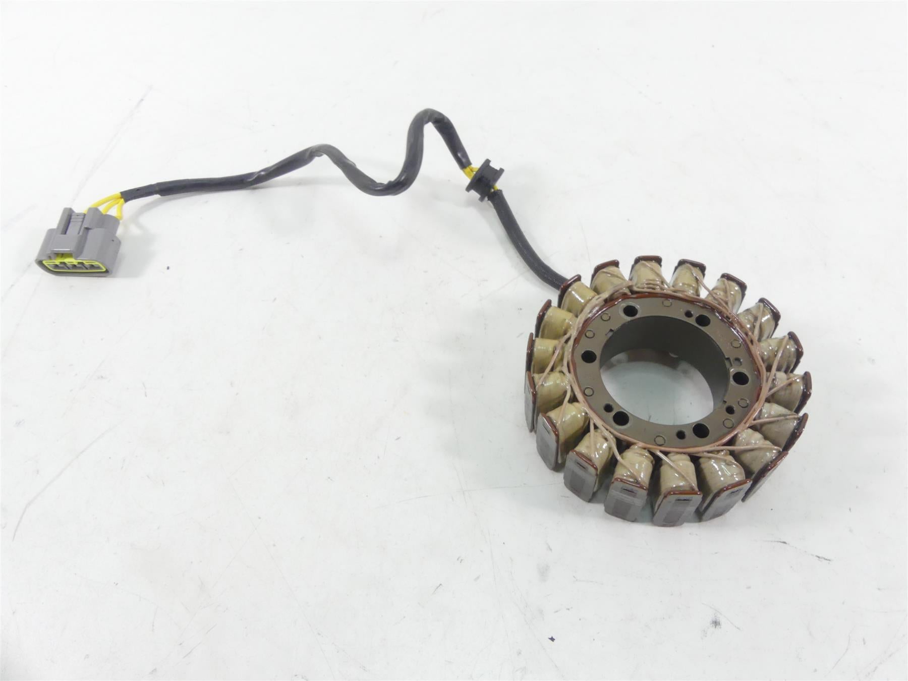 2020 Ducati Panigale V2 Ignition Alternator Generator Stator 26420211A {{ shop.shopifyCountryName }} - Mototech271