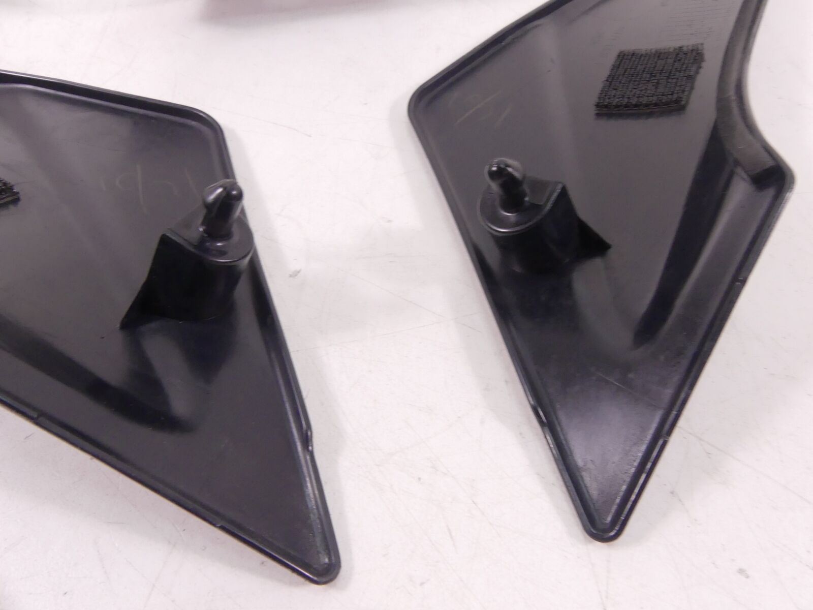 2018 Suzuki GSXR750 Side Body Cover Fairing Cowl Set 44171-14J0 44181-14J0 {{ shop.shopifyCountryName }} - Mototech271