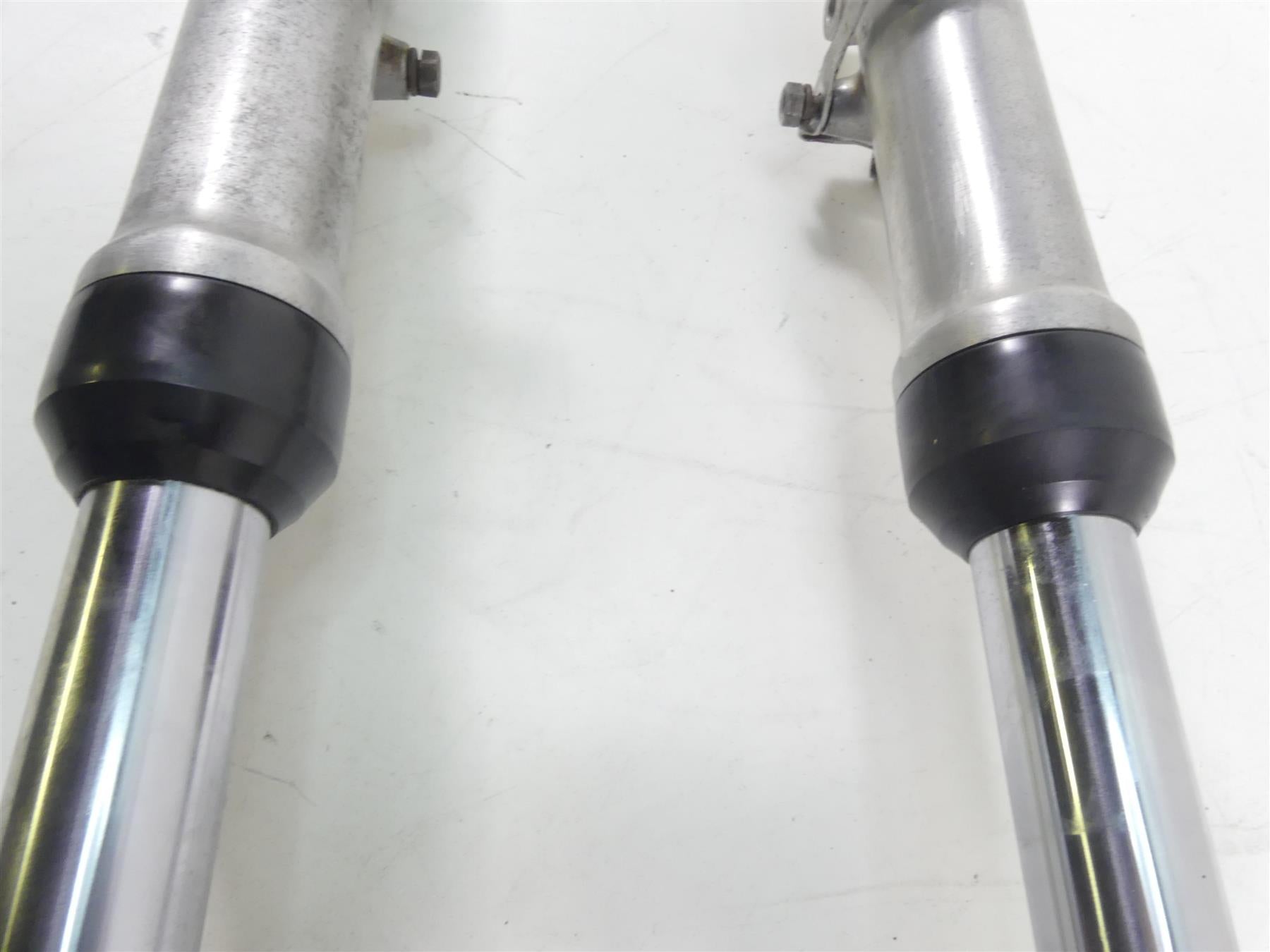 1978 Yamaha XS650 SE Special Front Fork Triple Tree Axle Set 3L1-23101-00-00 {{ shop.shopifyCountryName }} - Mototech271