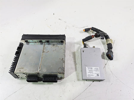 2007 Harley Touring FLHTCU SE CVO E-Glide Radio Cd Player & Cb Module 76160-06 {{ shop.shopifyCountryName }} - Mototech271