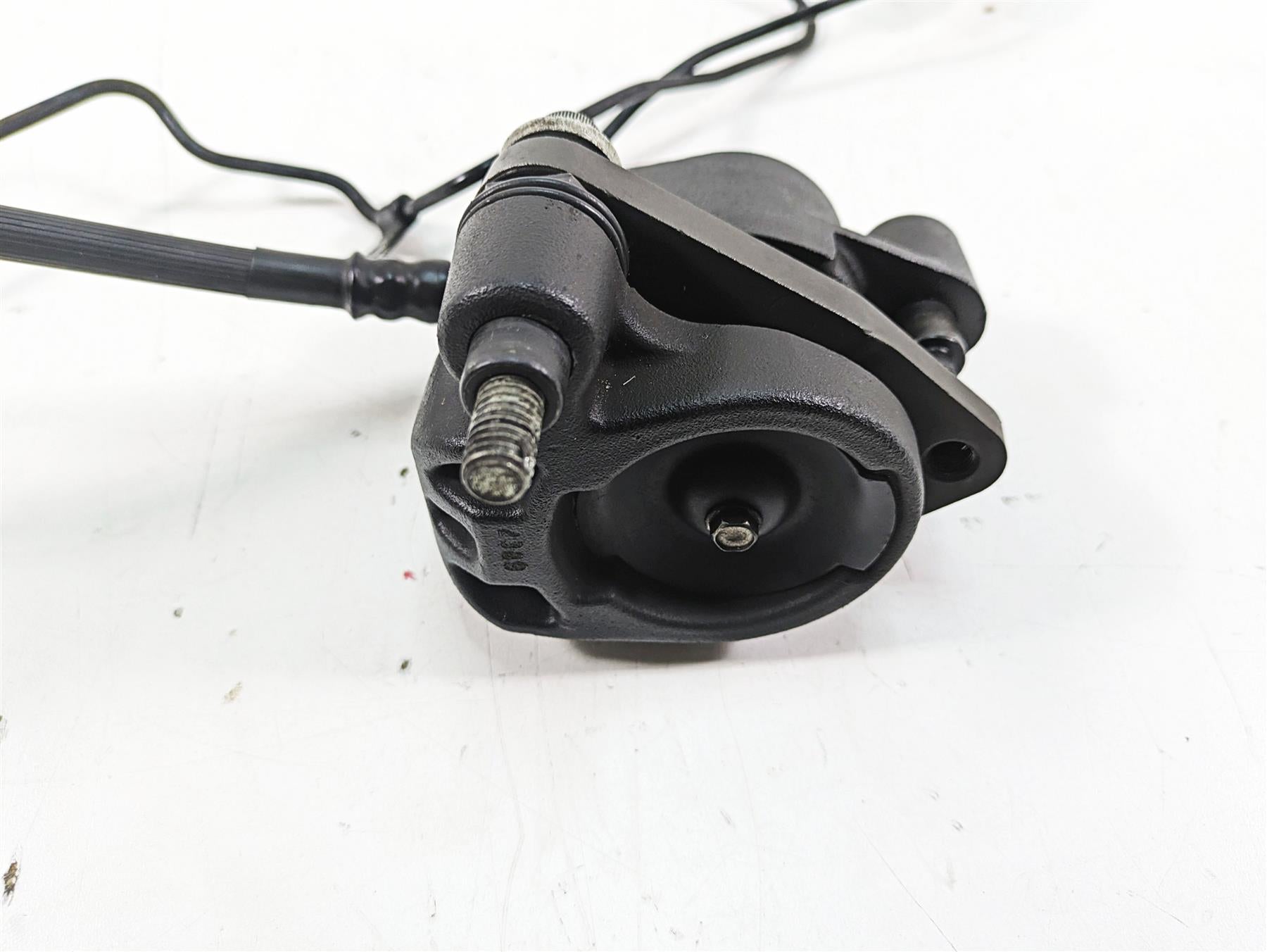 2000 Harley FXSTS Softail Springer Front Brake Caliper + Line 44077-88D {{ shop.shopifyCountryName }} - Mototech271