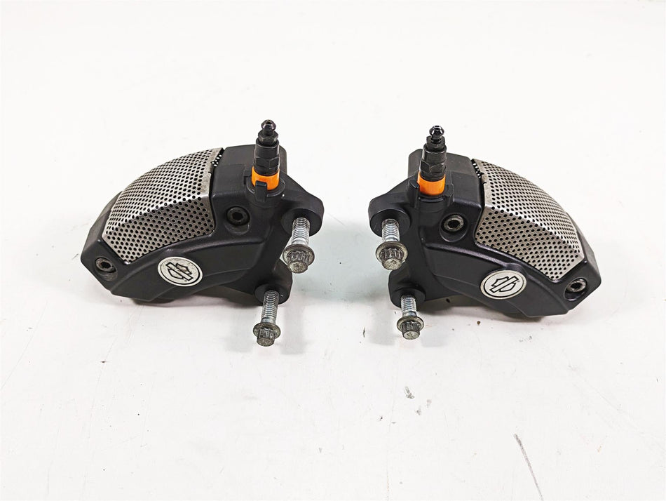 2011 Harley Touring FLTRU Road Glide Front Brake Caliper Set 43027-08 44023-08 {{ shop.shopifyCountryName }} - Mototech271
