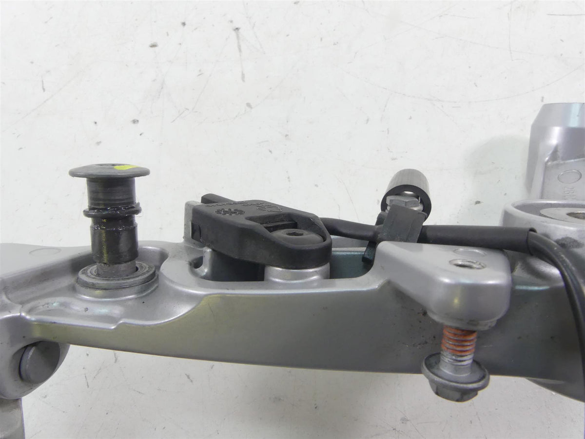 2021 Aprilia RS 660 Right Front Rider Driver Footpeg Foot Peg & Mount 2B005203 {{ shop.shopifyCountryName }} - Mototech271