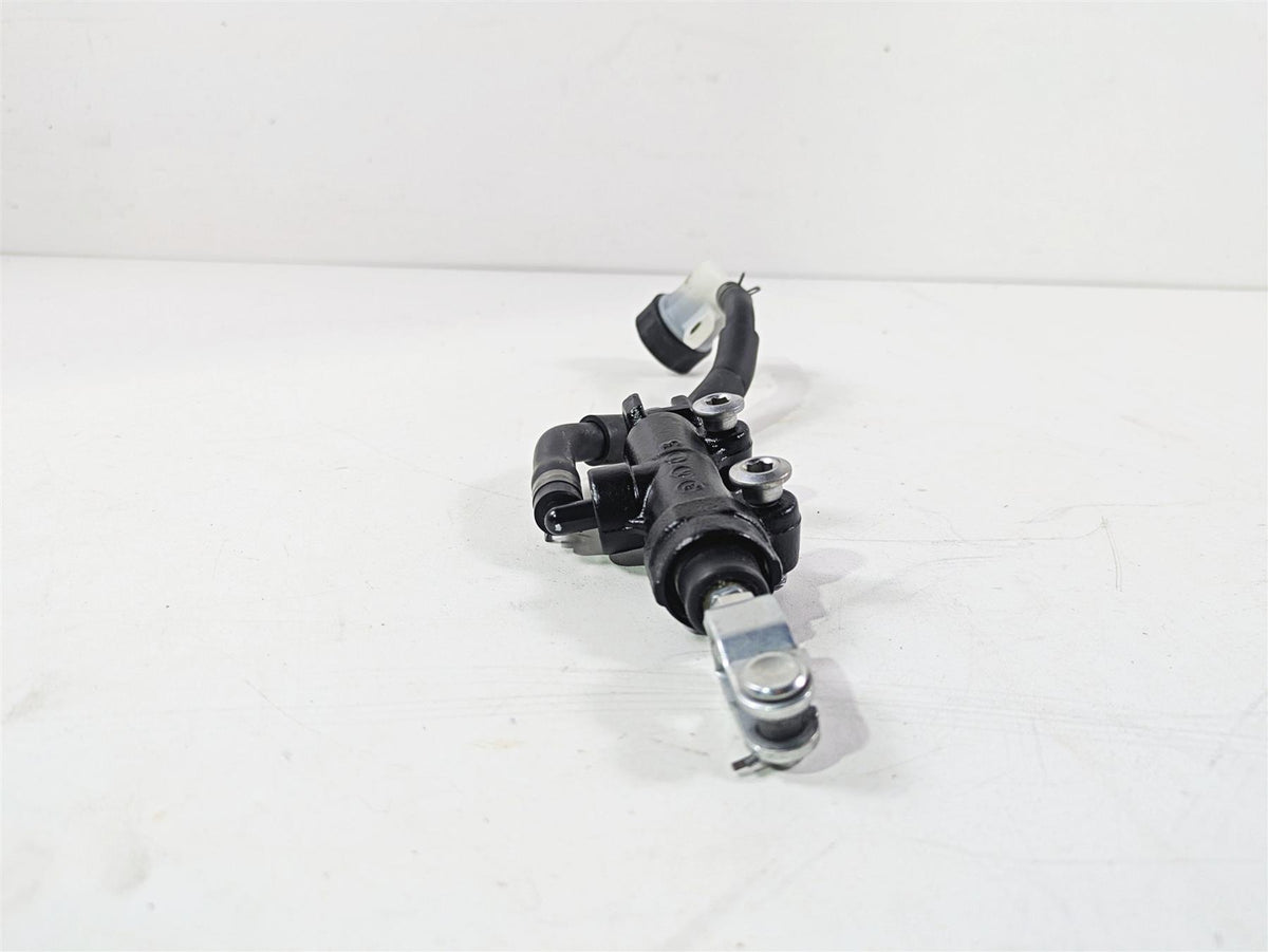 2024 Kawasaki ZX6R ZX636 Ninja Rear Brake Master Cylinder 1/2 43015-0575 {{ shop.shopifyCountryName }} - Mototech271