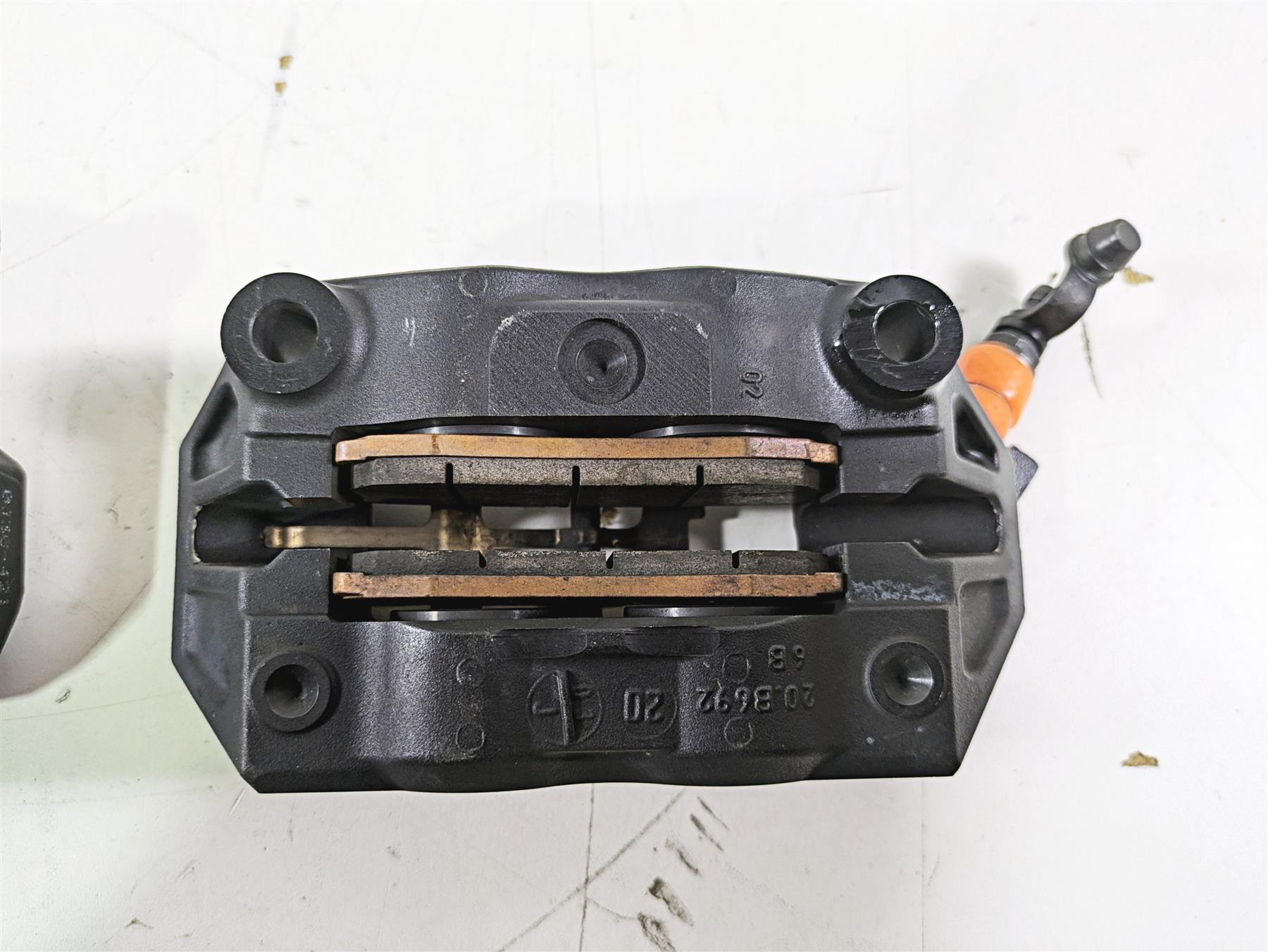 2021 Aprilia RS660 Brembo Monoblock Front Brake Caliper 100mm 2B006451 2B006452 {{ shop.shopifyCountryName }} - Mototech271
