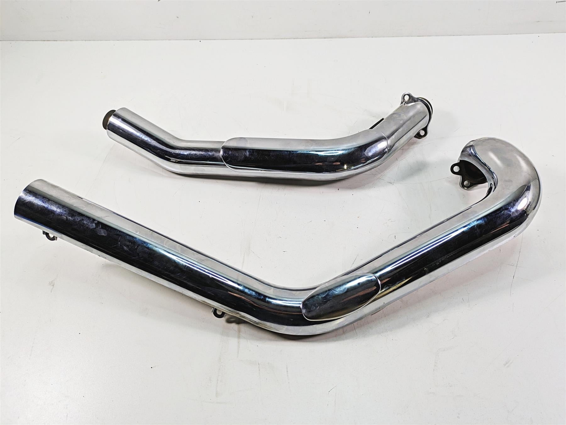 2006 Honda VT1100 C2 Shadow Front Rear Stock Exhaust Header Set 18370-MCK-A01 {{ shop.shopifyCountryName }} - Mototech271