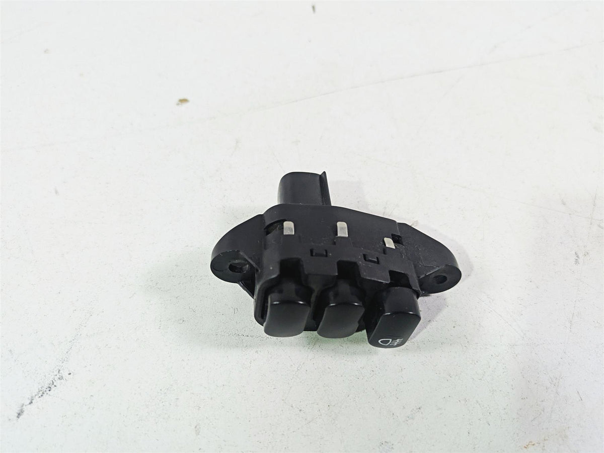 2015 Harley Touring FLHTKL Electra Glide Auxiliary Switch Kit 69200172 {{ shop.shopifyCountryName }} - Mototech271