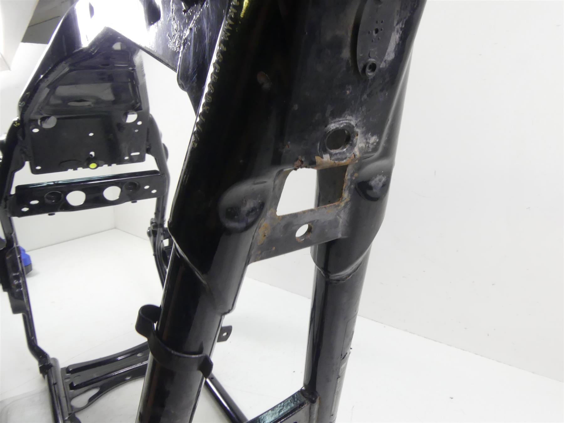 2016 Harley Touring FLTRX Road Glide Main Frame - Clean Title - Bent 47900-14 {{ shop.shopifyCountryName }} - Mototech271