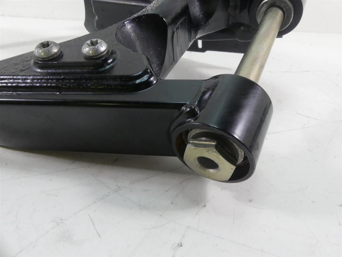 2013 Harley FXDWG Dyna Wide Glide Rear Swingarm & Belt Guards 25mm Axle 47820-10 {{ shop.shopifyCountryName }} - Mototech271