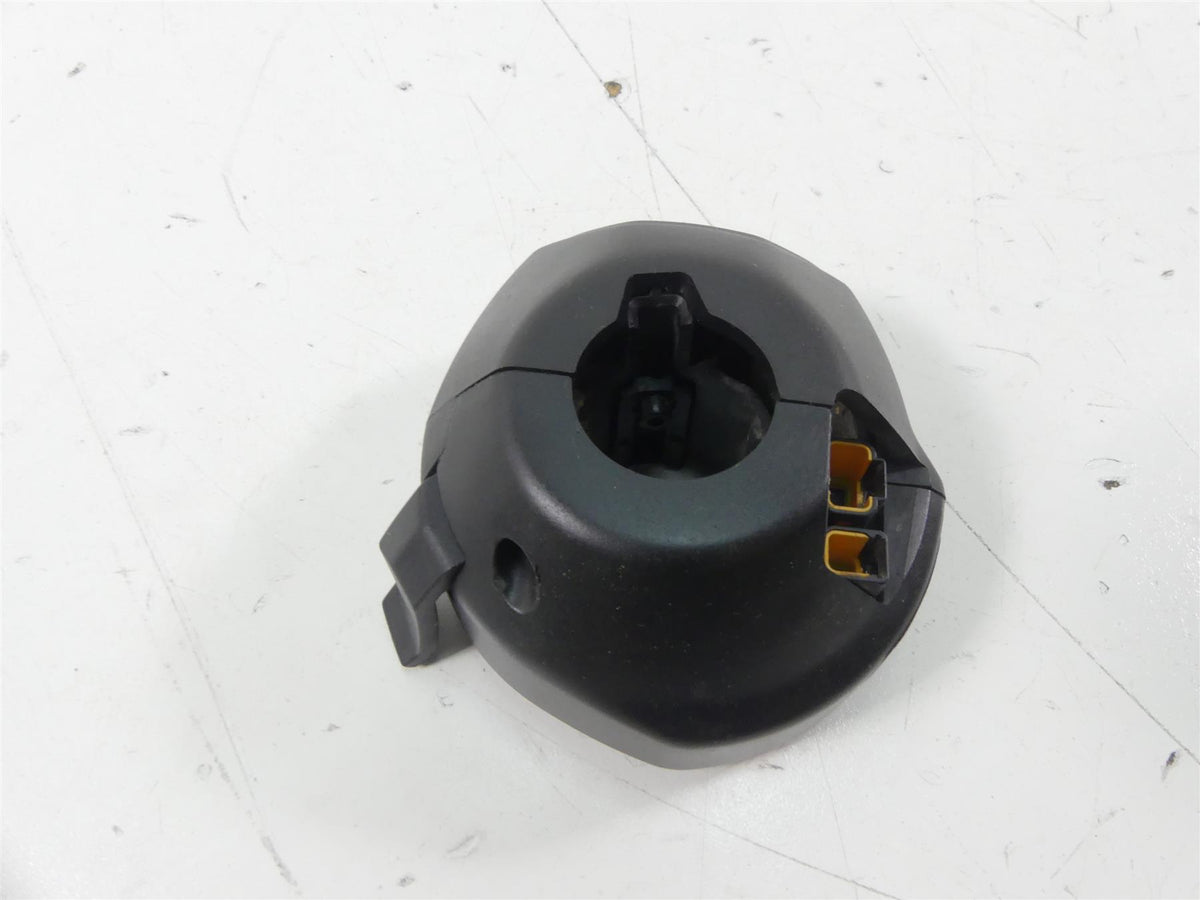 2019 Indian Motorcycle Co. FTR1200 Right Hand Start Kill Control Switch 2414355 {{ shop.shopifyCountryName }} - Mototech271