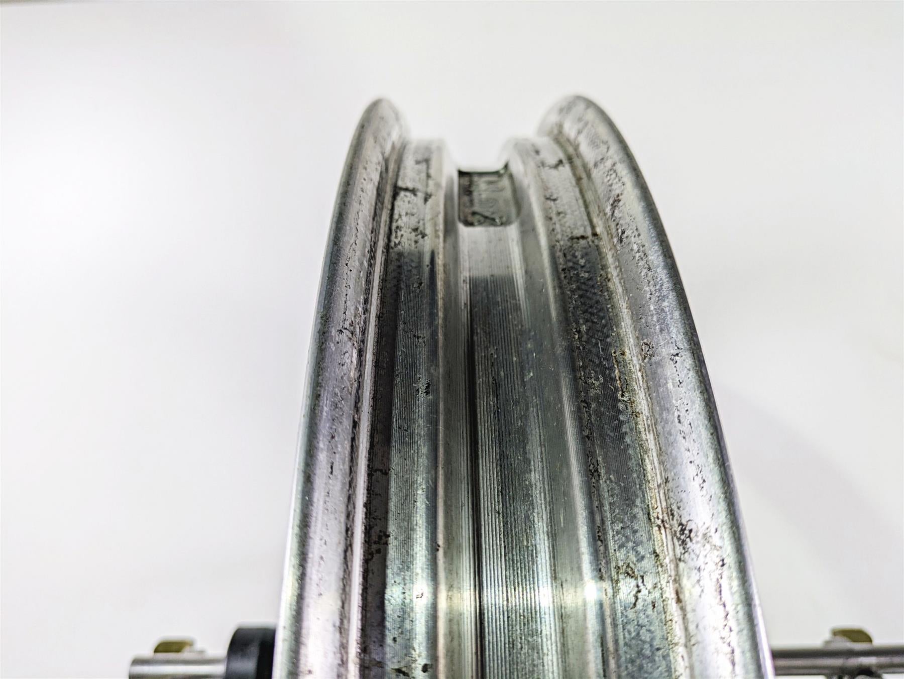 2009 Harley FXCWC Softail Rocker Straight 19x2.15 Front Wheel Rim 41526-08 {{ shop.shopifyCountryName }} - Mototech271