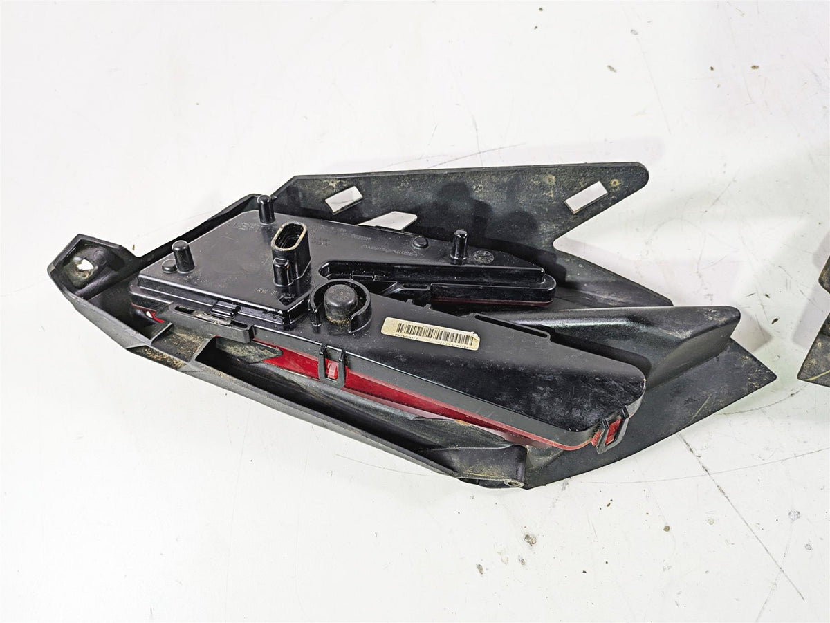 2019 Can Am Maverick X3 XRS Turbo R Taillight Tail Light Set 710004743 710004744 {{ shop.shopifyCountryName }} - Mototech271