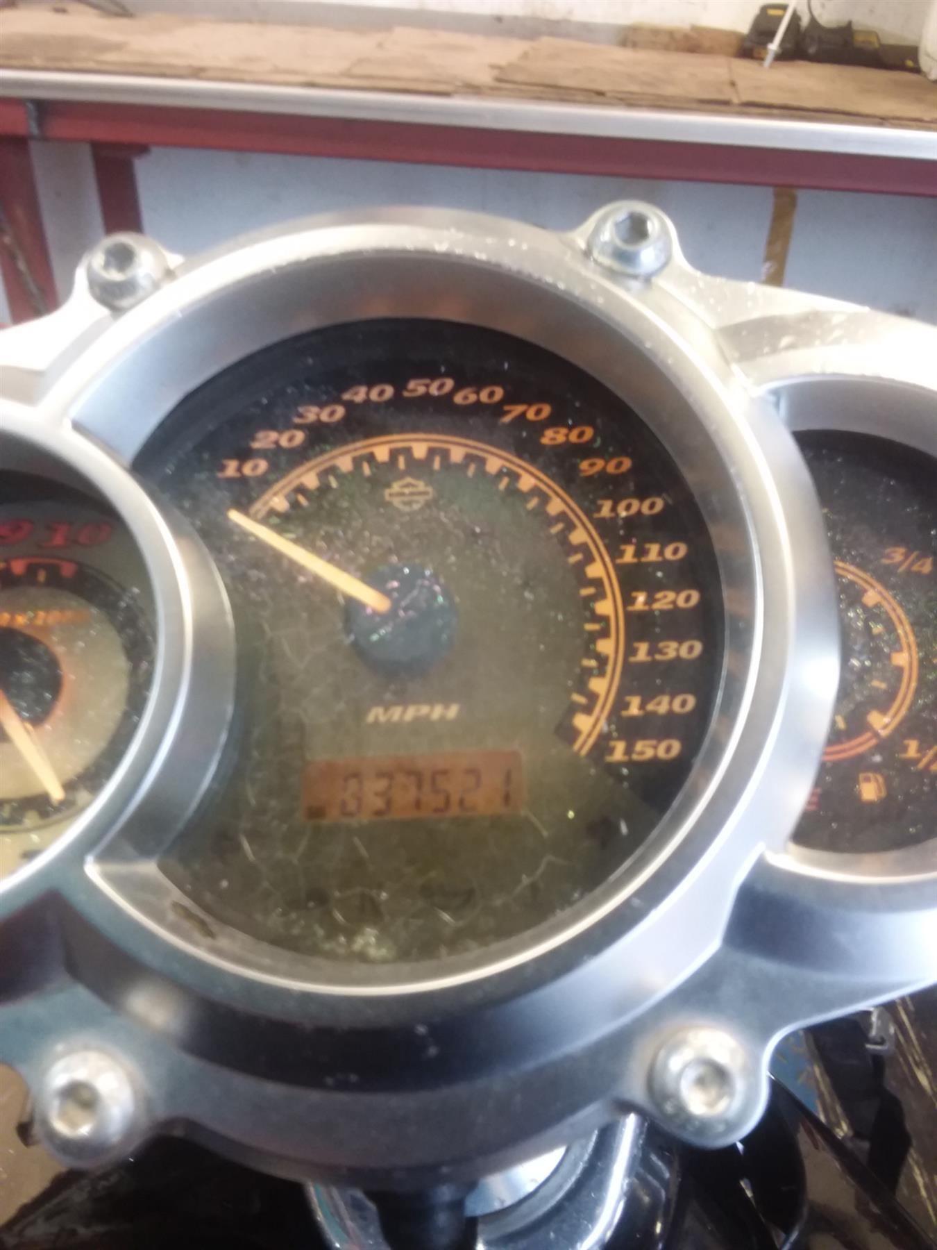 2013 Harley Davidson VRSCF Muscle Gauges Speedometer 37K -Read 71962-09 {{ shop.shopifyCountryName }} - Mototech271