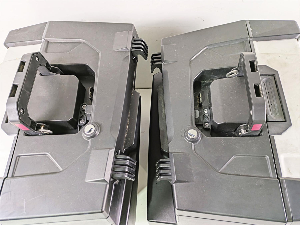 2013 Triumph Tiger 1215 Explorer Saddle Bag Pannier Saddlebag Set T9500758 {{ shop.shopifyCountryName }} - Mototech271