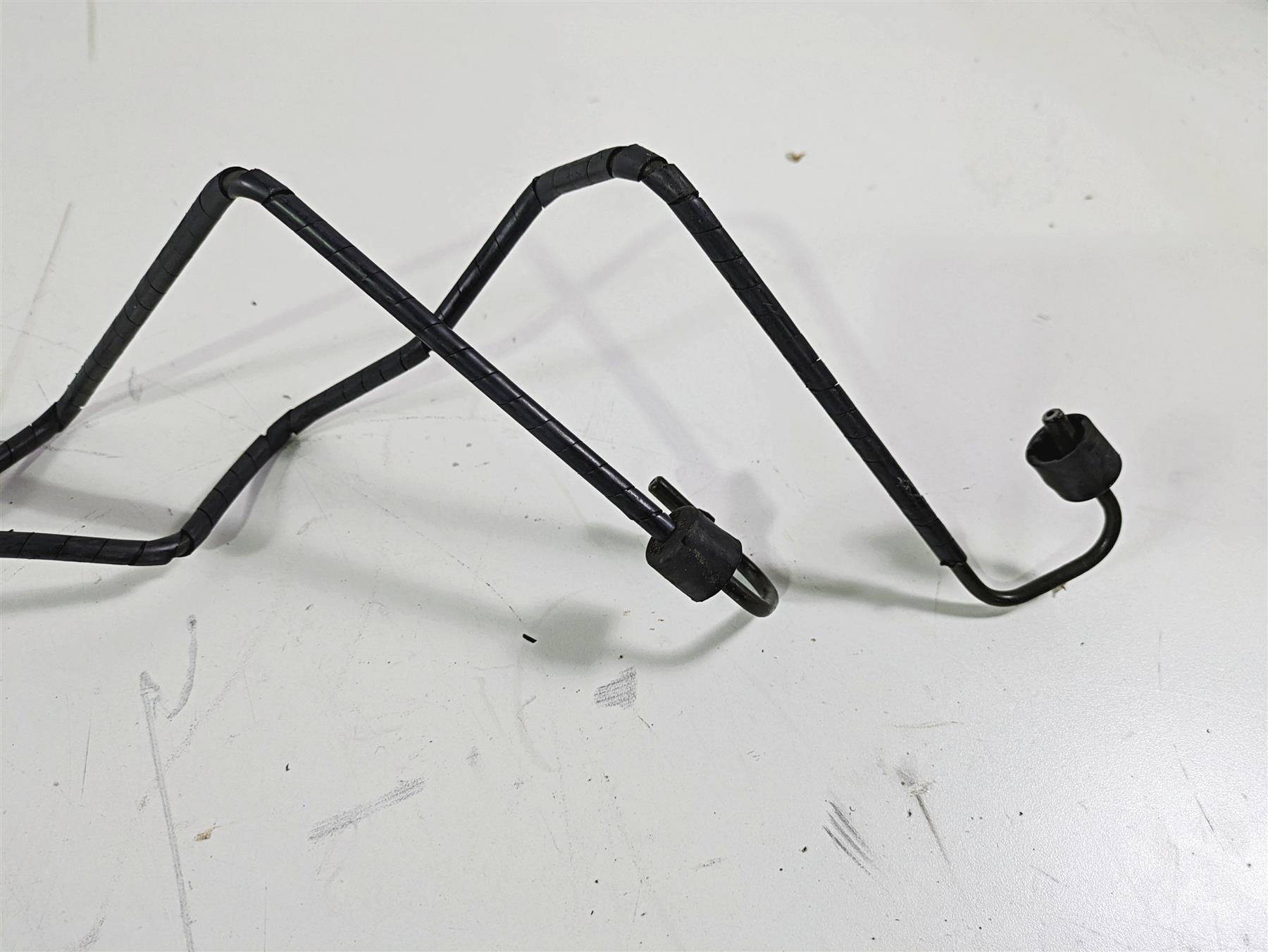 2004 BMW R1150GS R21 Rear Abs Brake Line Hose Set 34327651363 {{ shop.shopifyCountryName }} - Mototech271