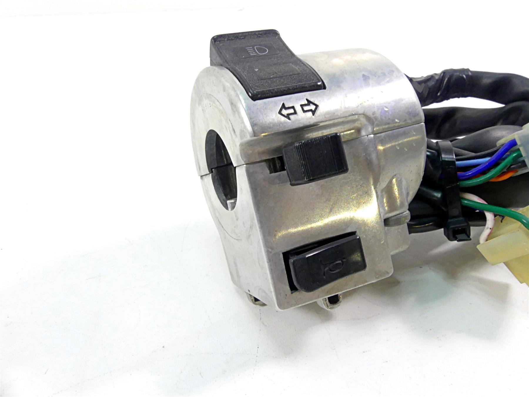 2007 Honda VTX1800 T2 Left Hand Turn Signal Control Switch 35200-MCV-N10 {{ shop.shopifyCountryName }} - Mototech271