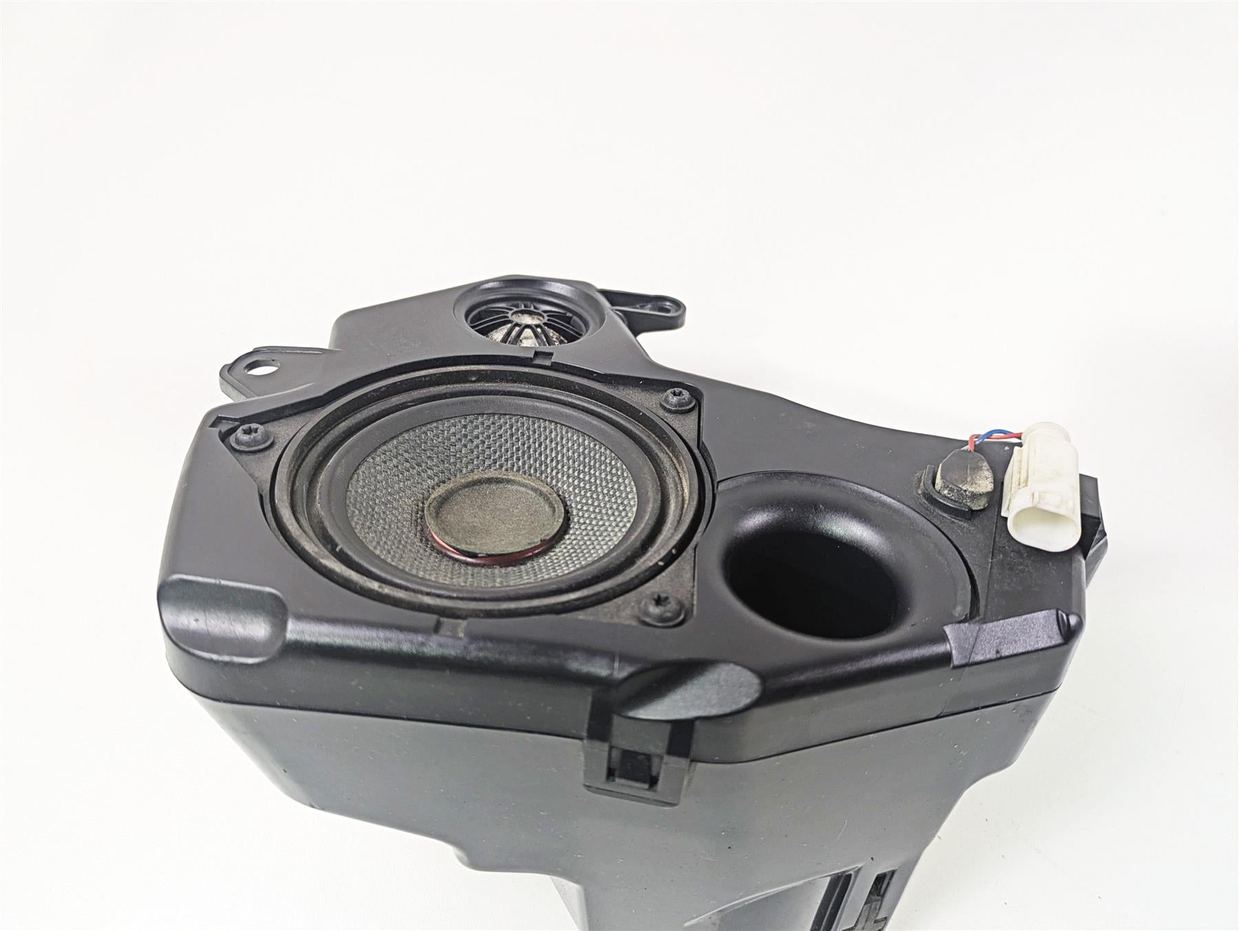 2016 BMW R1200RT K52 Front Audio Radio Speaker Set 65138543457 65138543458 {{ shop.shopifyCountryName }} - Mototech271