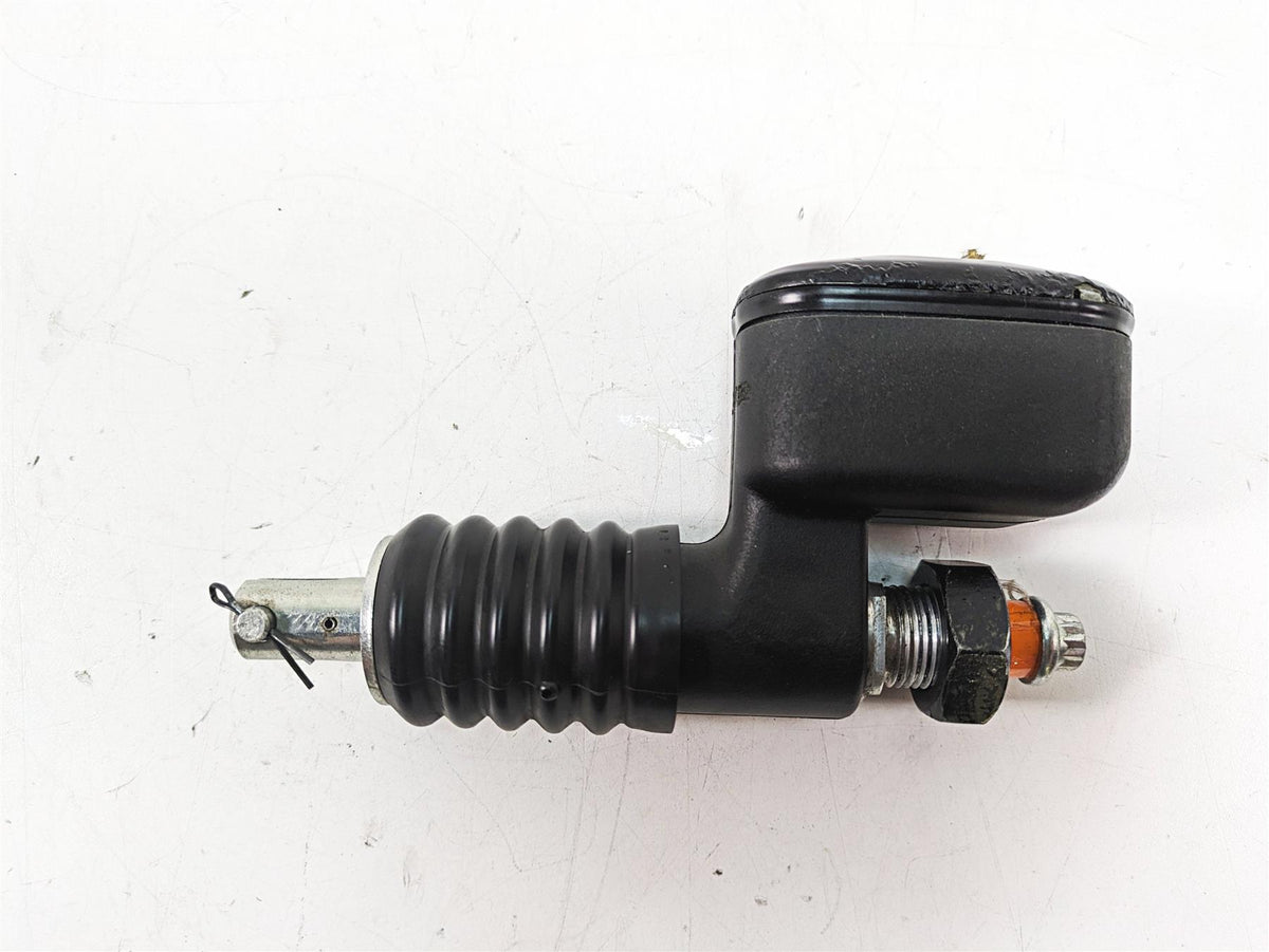 2000 Harley FXSTS Softail Springer Rear Brake Master Cylinder 41755-99F {{ shop.shopifyCountryName }} - Mototech271