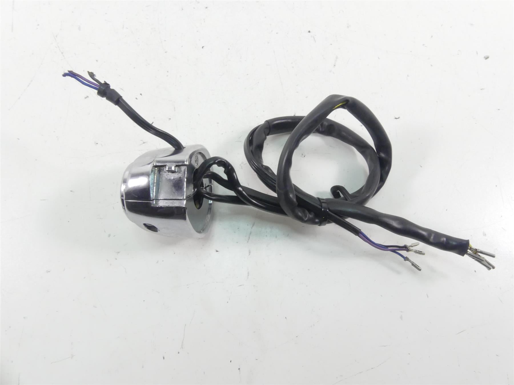 2004 Harley Softail FXSTD SE CVO Deuce Left Hand Control Switch 71682-06A {{ shop.shopifyCountryName }} - Mototech271