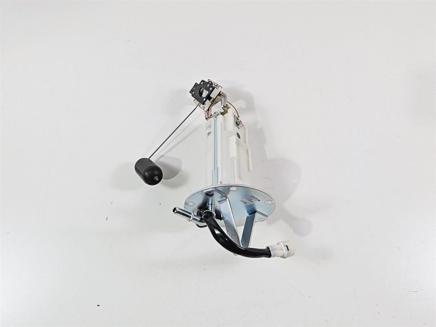 2024 Suzuki GSXR 600 Fuel Gas Petrol Pump & Sending Unit -Tested 15100-14J01 {{ shop.shopifyCountryName }} - Mototech271
