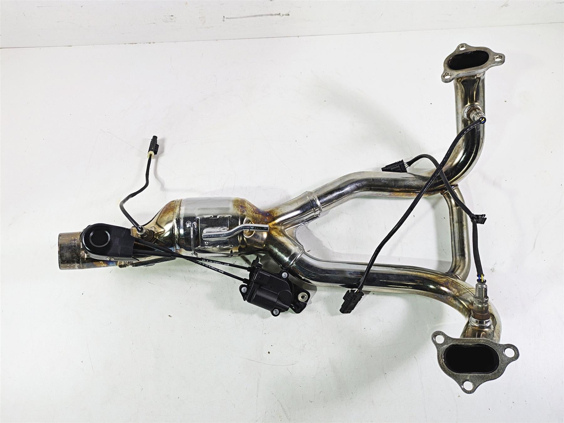2021 BMW R1250GS K51 Adv Exhaust Header & Servo Motor Set 18519829769 {{ shop.shopifyCountryName }} - Mototech271
