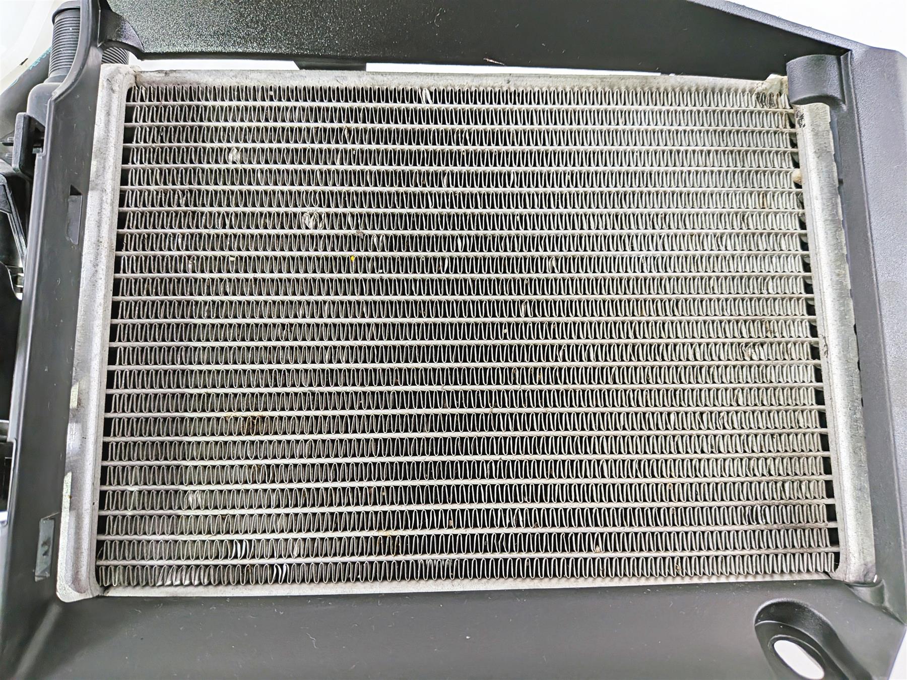 2021 BMW R1250GS K51 Adventure Right Radiator Fan Cover Set 17118546416-Mototech271