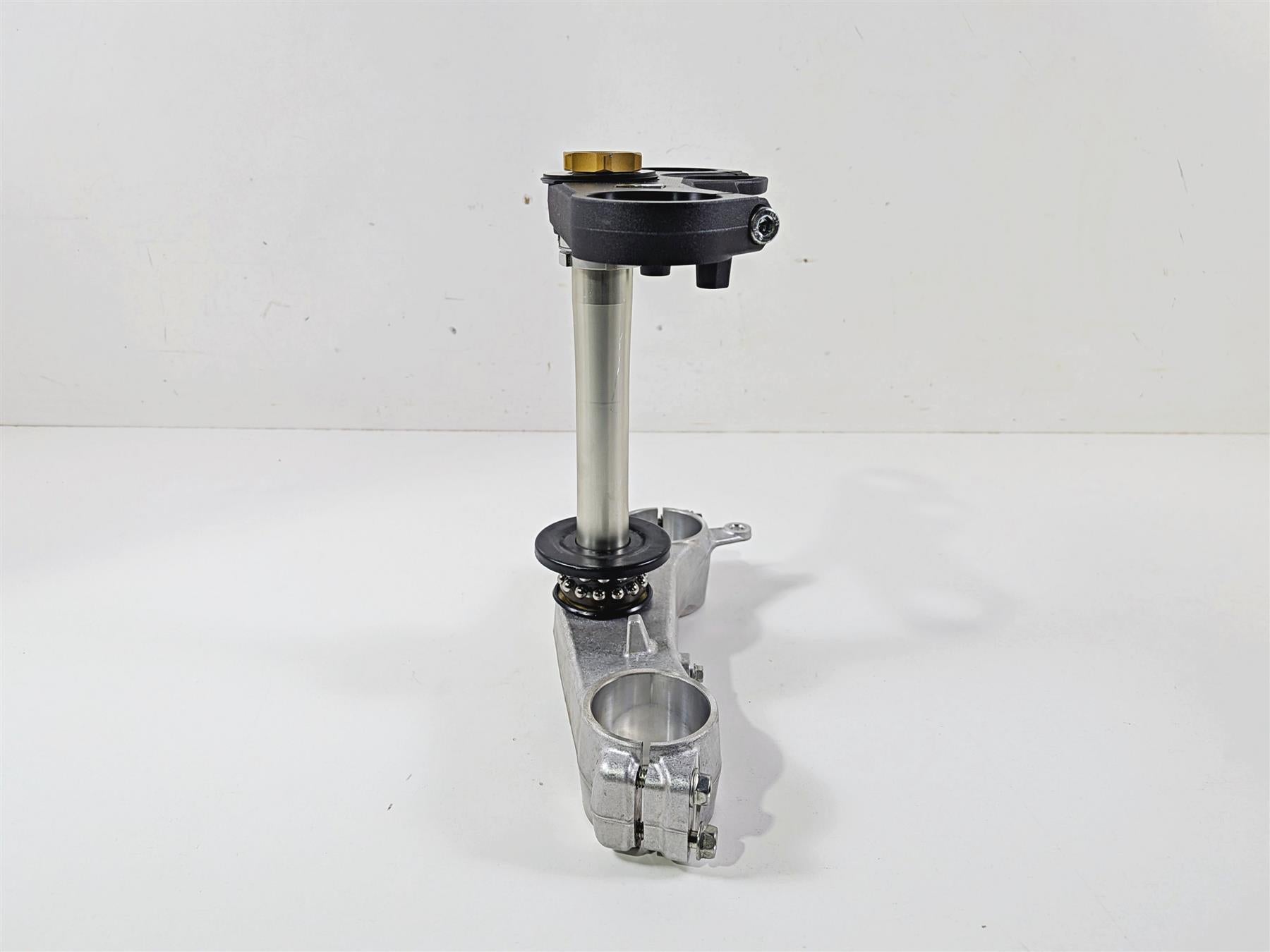 2024 Suzuki GSXR600 Upper Lower Triple Tree Set 2K 51410-01H10 51311-01H00 {{ shop.shopifyCountryName }} - Mototech271