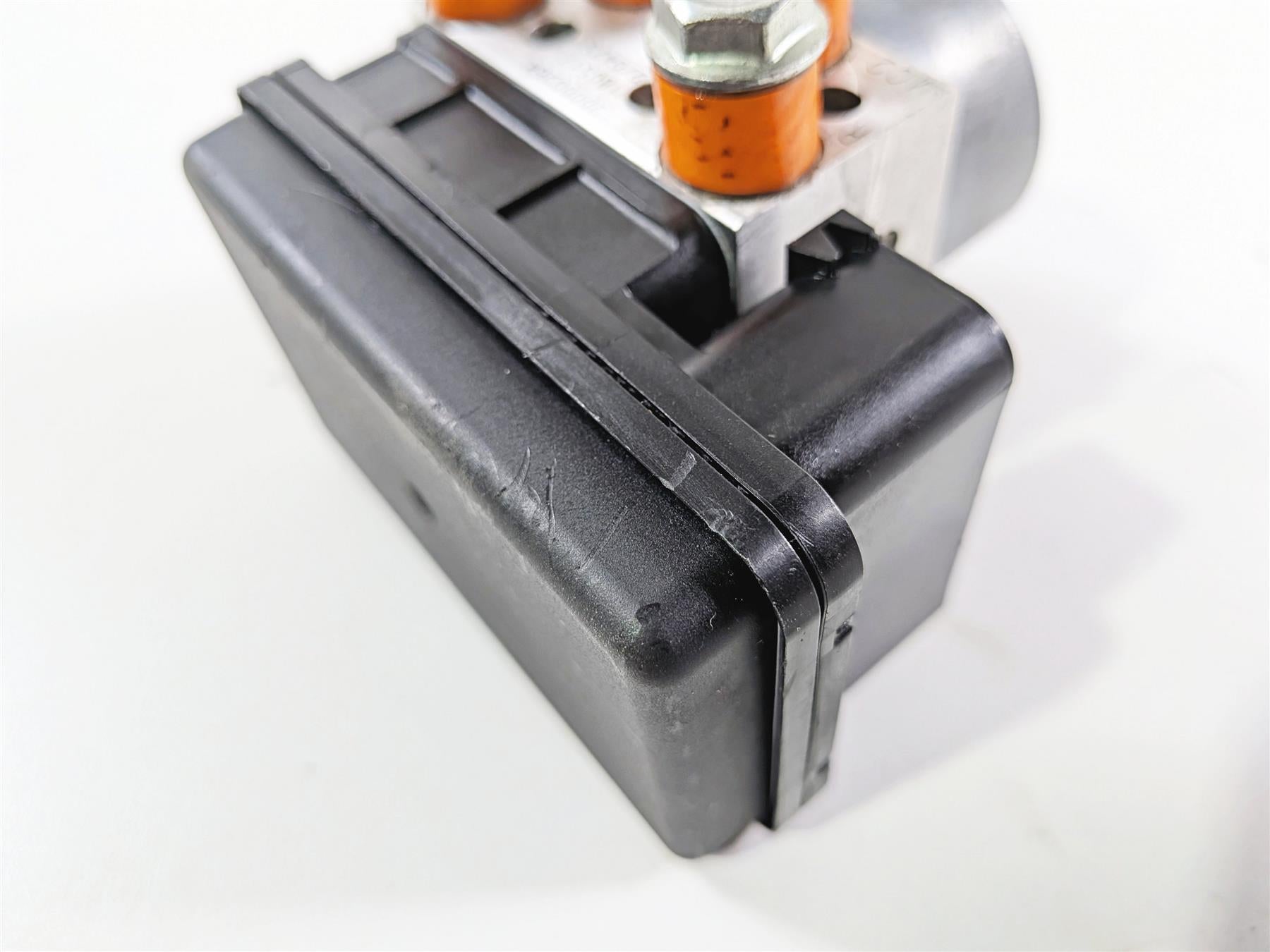 2018 Aprilia RSV4 RR Abs Brake Pump Unit Module 2D000265 2D000264 {{ shop.shopifyCountryName }} - Mototech271