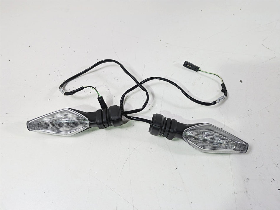 2023 Ducati Monster 937 SP Rear Turn Signal Blinker Set 53010492A {{ shop.shopifyCountryName }} - Mototech271