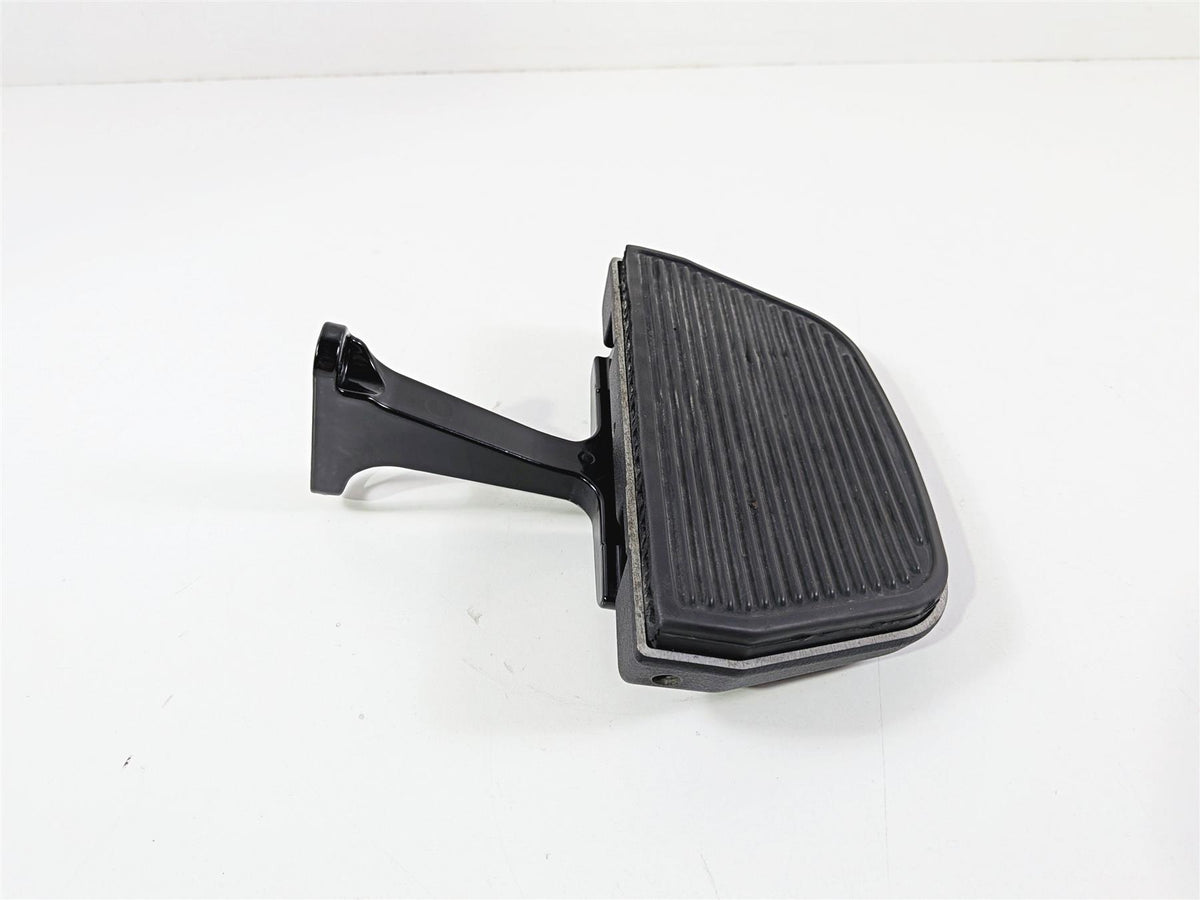 2018 Harley Touring FLHTCU Electra Glide Left Rear Passenger Floor Board 52719-10-Mototech271
