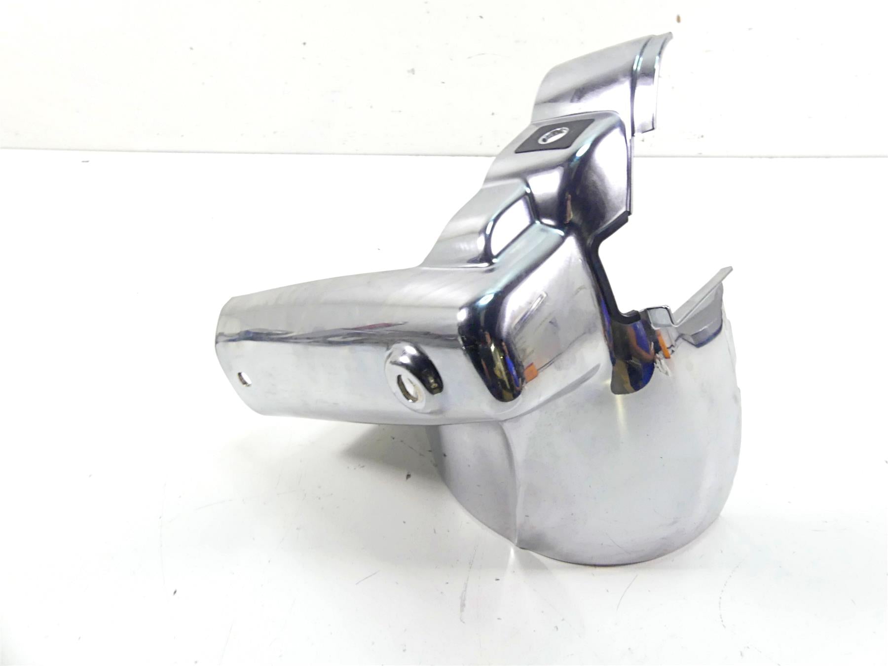 2007 Harley Touring FLHRC Road King Right Headlight Side Cover Nacelle 67674-03A {{ shop.shopifyCountryName }} - Mototech271
