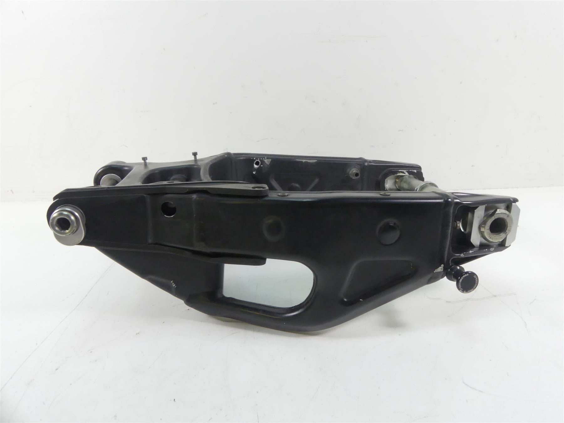 2006 Ducati 999 Biposto Rear Swingarm Swing Arm + 30mm Axle 37010442A {{ shop.shopifyCountryName }} - Mototech271