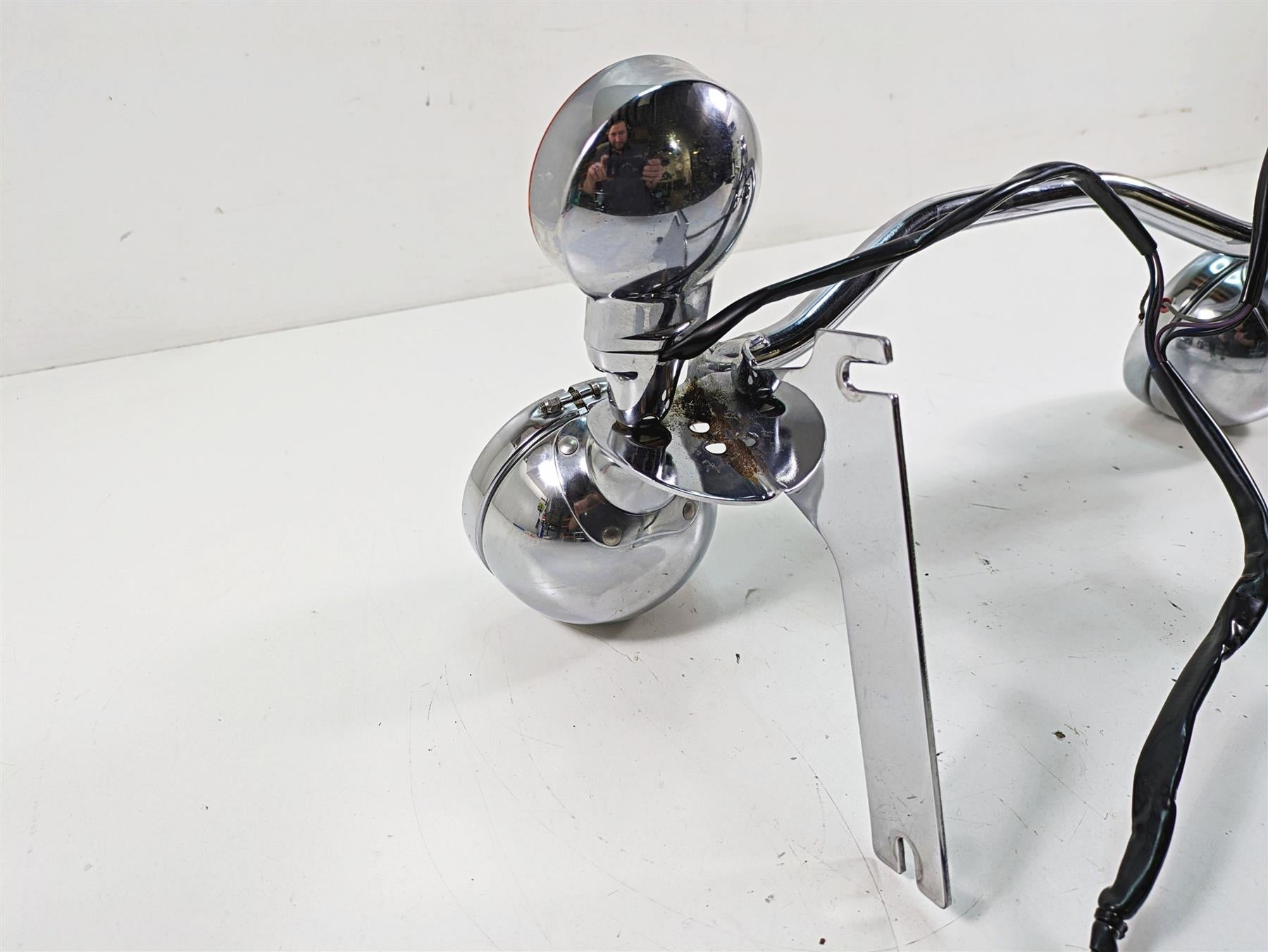 2005 Harley Touring FLHTCUI Electra Glide Spot Light Blinker Set -Read 68712-94A {{ shop.shopifyCountryName }} - Mototech271