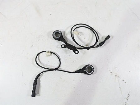 2017 Harley Touring FLTRXS Road Glide Front Rear Abs Wheel Speed Sensor 32700015 {{ shop.shopifyCountryName }} - Mototech271