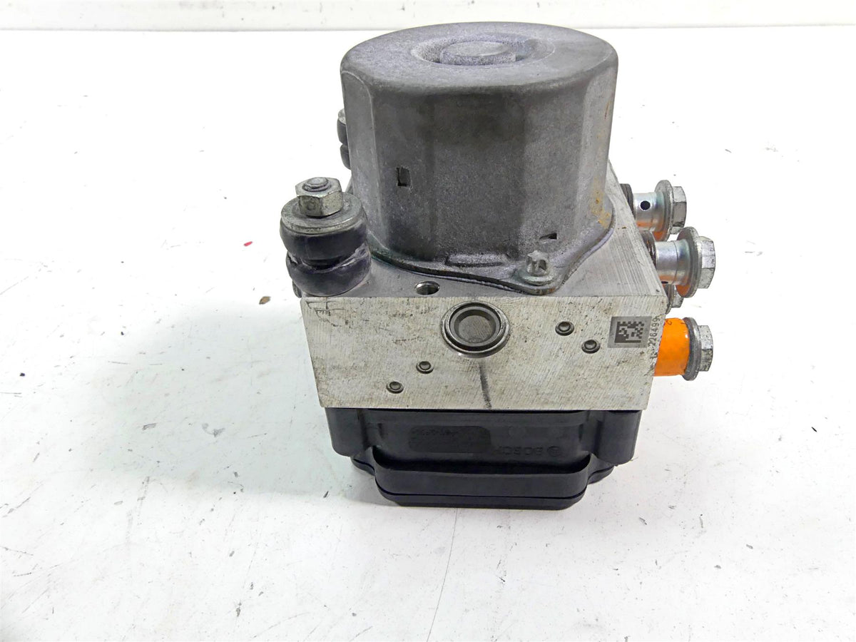 2015 Harley Touring FLHXS Street Glide Abs Brake Pump Module Unit 41100013A {{ shop.shopifyCountryName }} - Mototech271