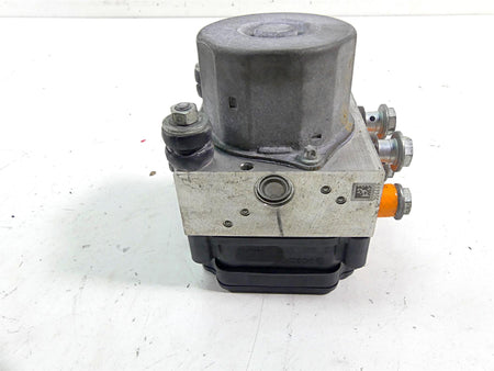 2015 Harley Touring FLHXS Street Glide Abs Brake Pump Module Unit 41100013A {{ shop.shopifyCountryName }} - Mototech271