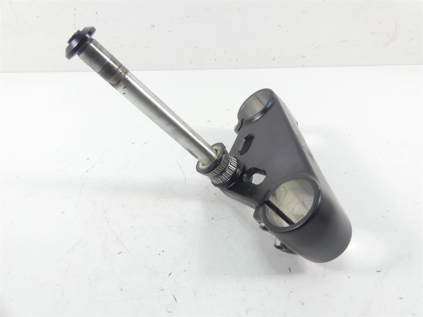 2013 Harley VRSCDX Night Rod Special Lower Triple Tree Steering Clamp 45900019 {{ shop.shopifyCountryName }} - Mototech271