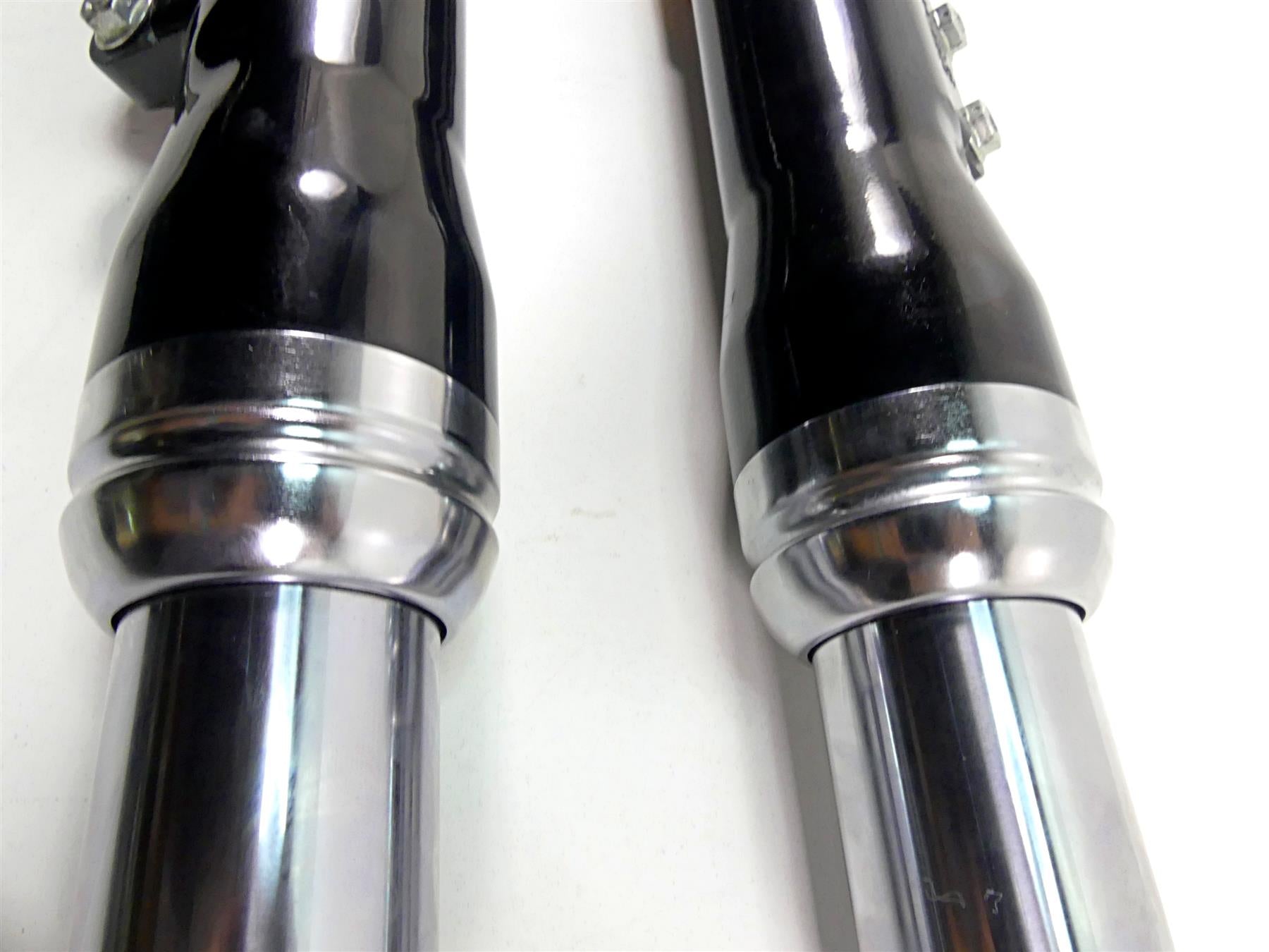 2010 Harley FXDF Dyna Fat Bob Front Fork Leg Set 49mm 48623-08A 48622-08A {{ shop.shopifyCountryName }} - Mototech271