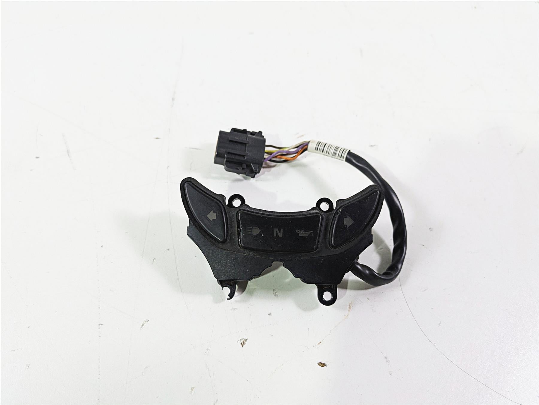 2008 Harley FLSTSB Cross Bones Indicator Instrument Lights Cracks 68545-08 {{ shop.shopifyCountryName }} - Mototech271